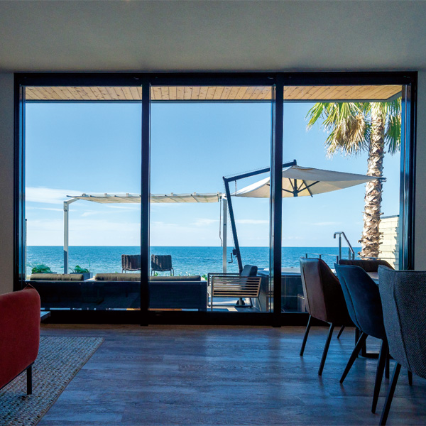 淡路島 リゾート貸別荘Villa<br>SolaVilla(そらヴィラ) 海テラス南あわじ<br>ペア宿泊券 1泊食事なし