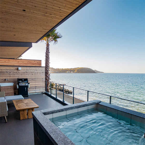 海に癒されたい大人の贅沢空間<br>SolaVilla 海テラス南あわじ