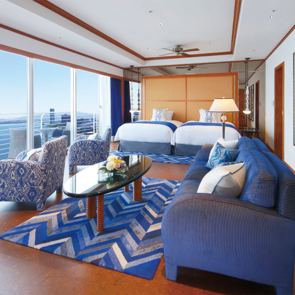 琵琶湖ホテル ペア宿泊券<br>プレミア・ラグジュアリーフロア<br>「Aqua」ジュニアスイートルーム<br>1泊朝食・クラブラウンジアクセス付